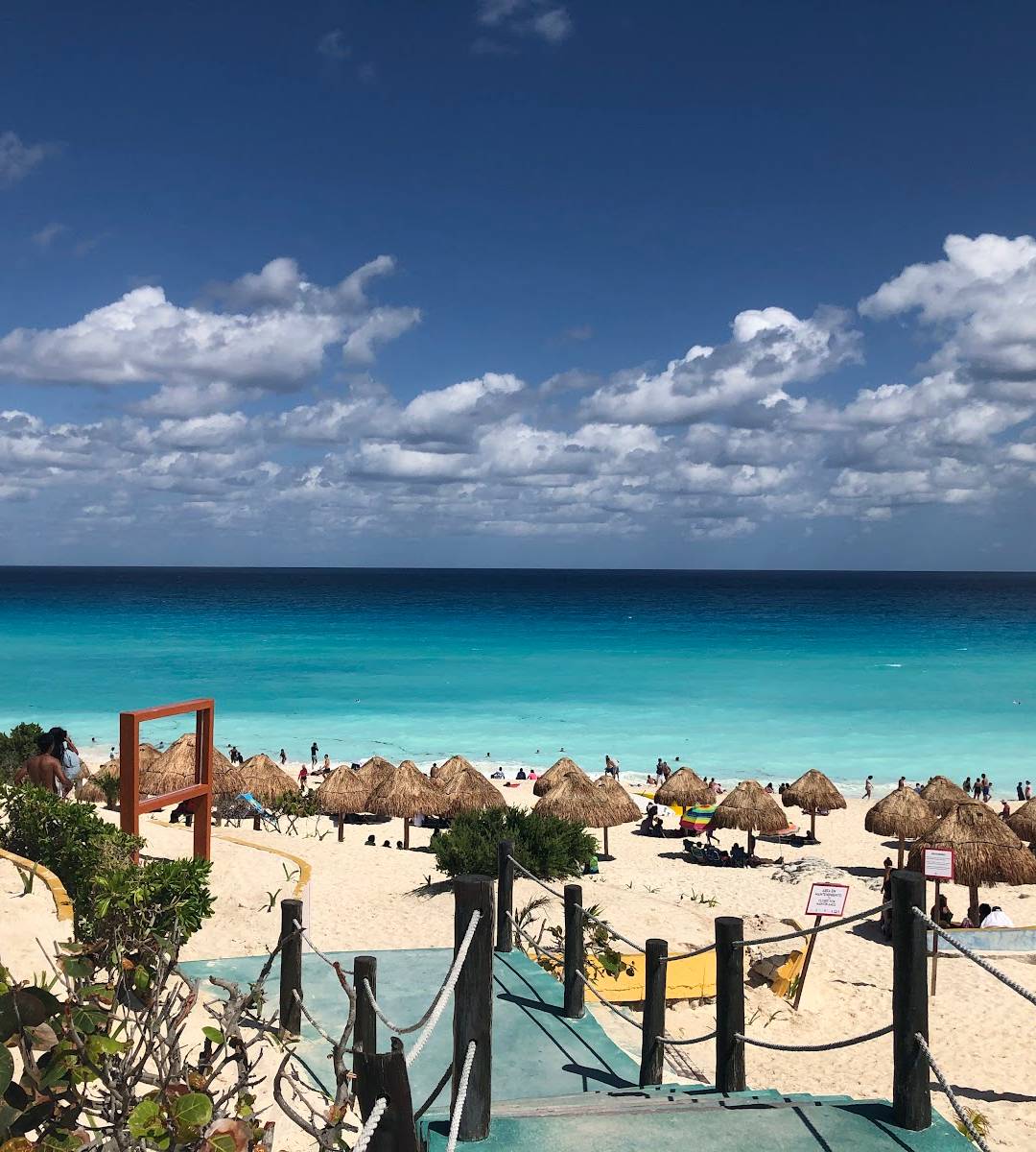 Mexico: Maya Ruins and Caribbean Beaches 1