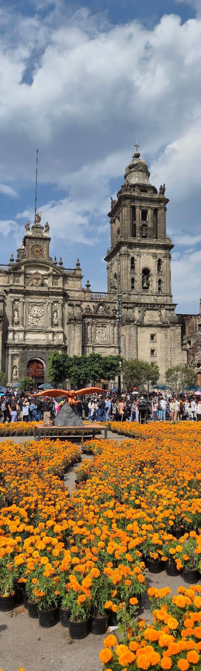 Día de los Muertos: Mexico’s Beautiful Day of the Dead