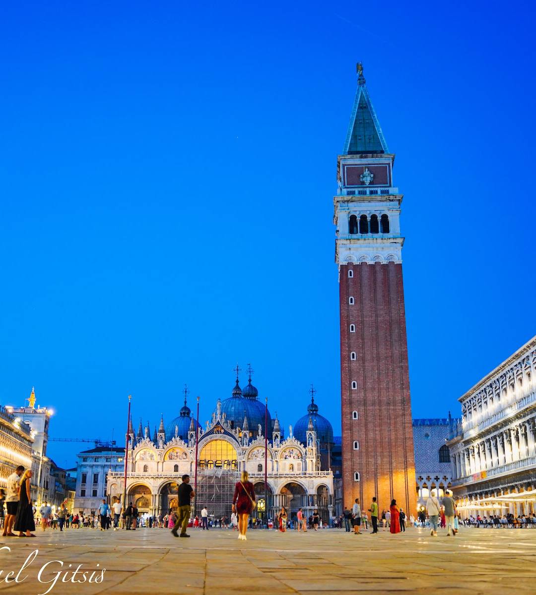 Venice Carnival: Masks, Mystery and Grand Balls 1