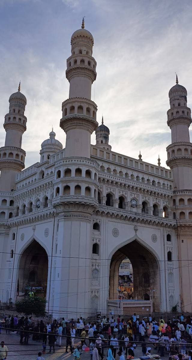 Hyderabad: Where Nizami Grandeur Meets Great Biryani