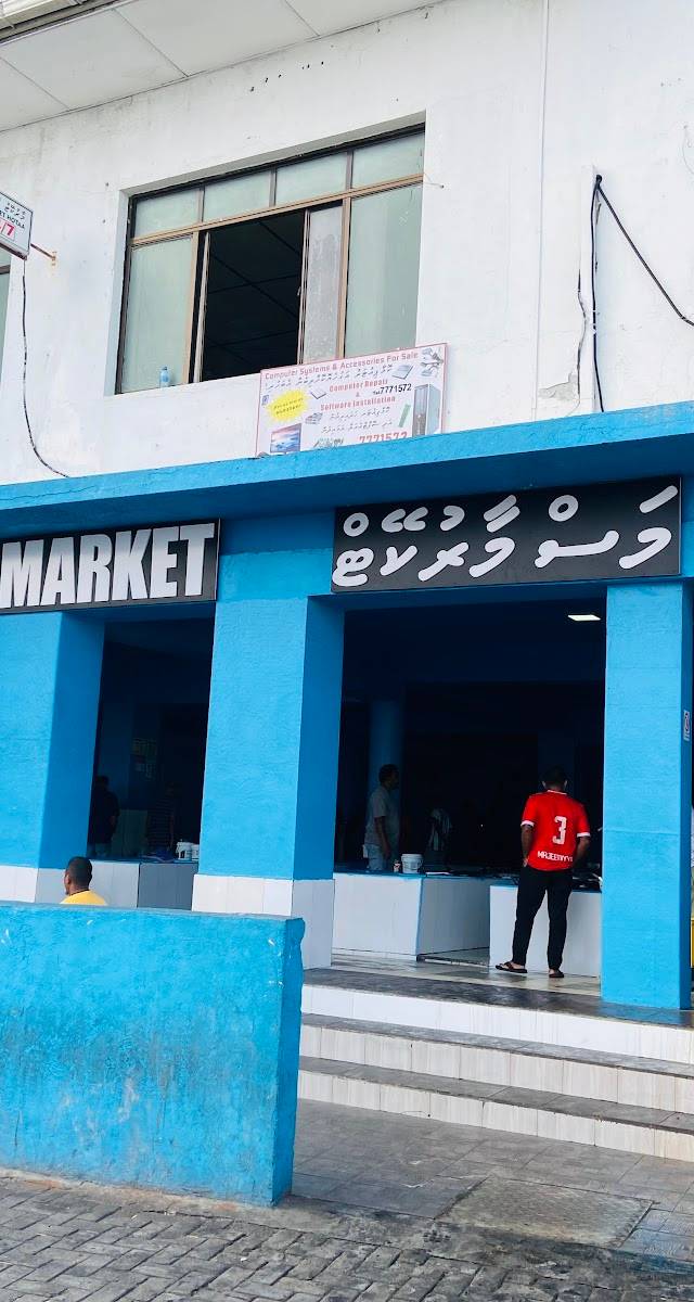 Maldives on a Honeymoon (or Not)