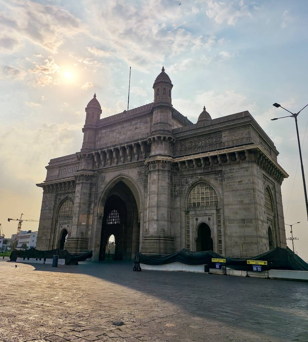 Mumbai & Lonavala: City Energy, Hill-Station Calm 1
