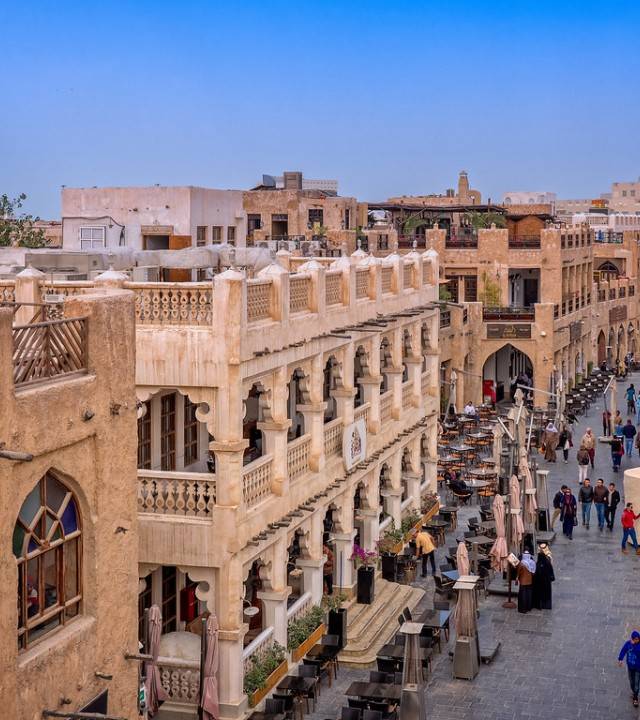Doha: Souqs, Skylines and the Inland Sea