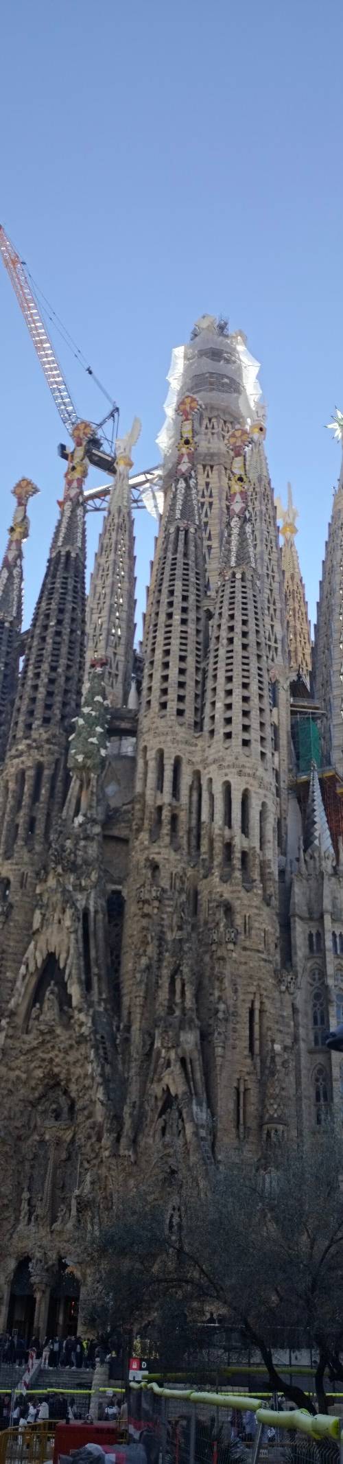 Spain: Gaudí, Tapas and Two Great Cities