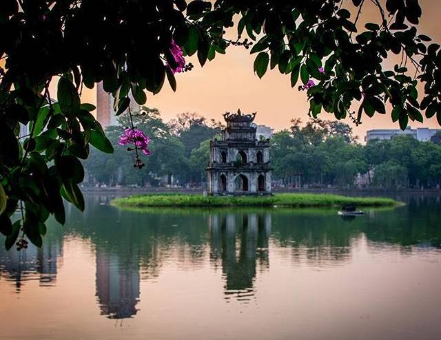 Vietnam: Bays, Lanterns & the Best Coffee